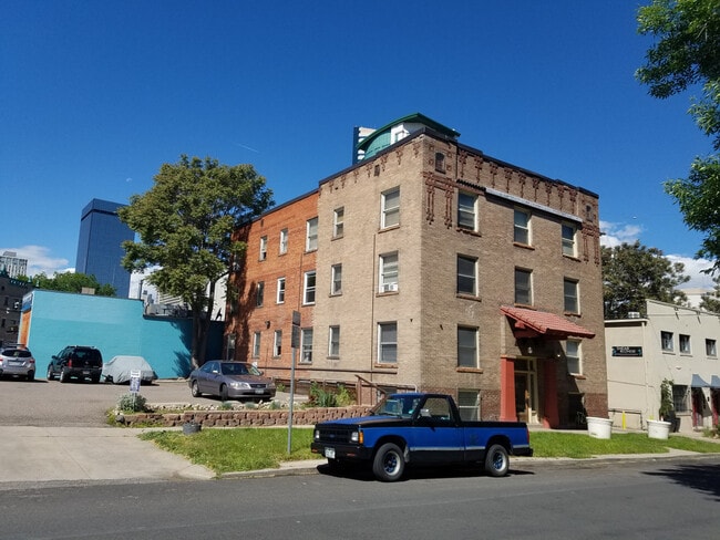 Building Photo - Lucerne Apartments