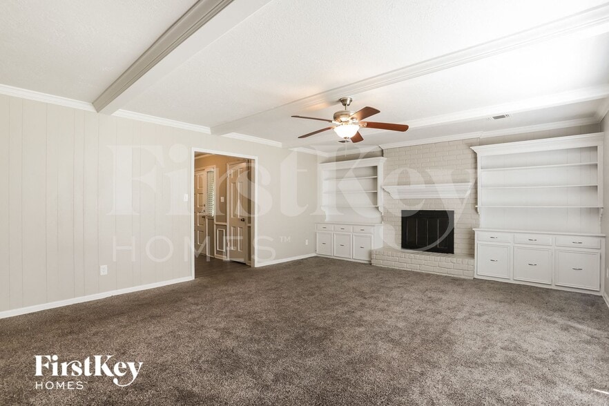 Building Photo - 17415 Rustic Pine Trail