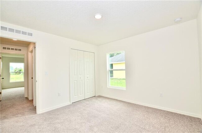 Building Photo - 1426 SW Merchant Ln