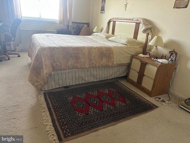 Building Photo - 2500 N Van Dorn St