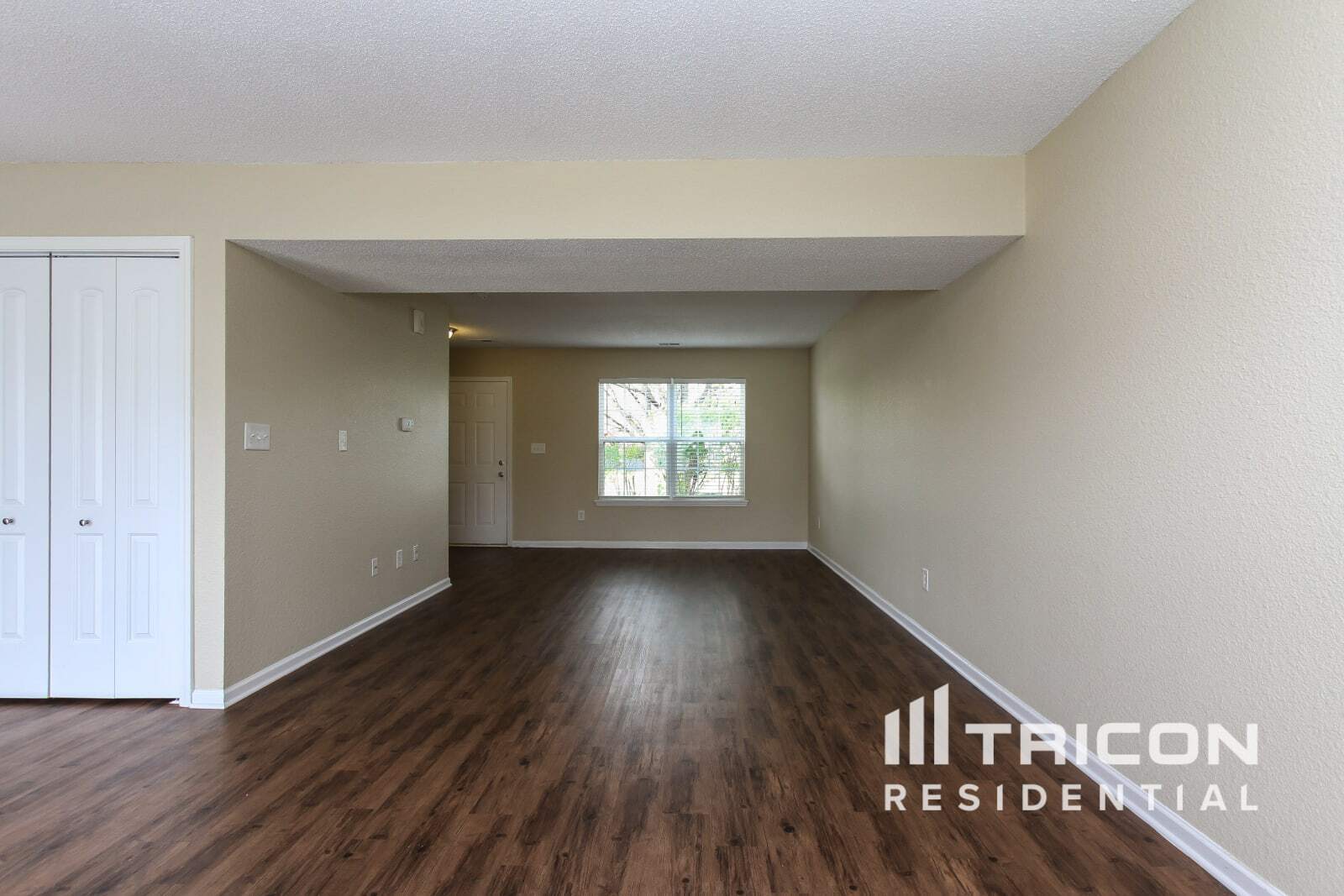 Building Photo - 1745 Perry Commons Blvd