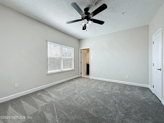 Building Photo - 4320 Ellipse Dr