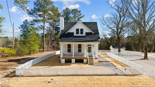 Building Photo - 1718 Ponderosa Rd