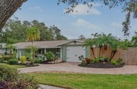 Building Photo - 6623 Glades Way