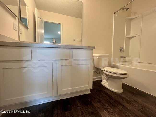 Building Photo - 294 Aralia Ln