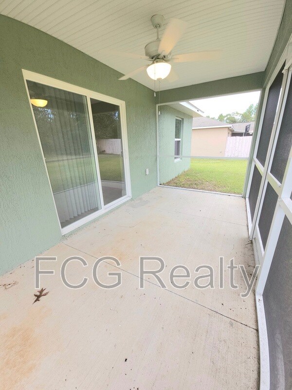 Building Photo - 7236 N Glenridge Cir