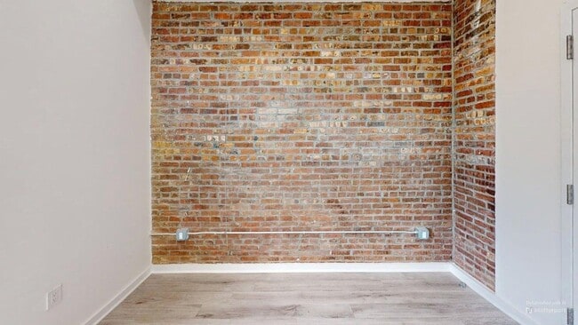 Interior Photo - The Roseville