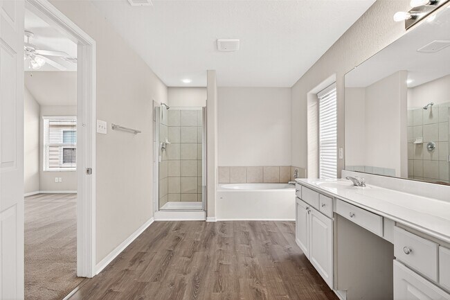 Building Photo - 3031 View Valley Trail