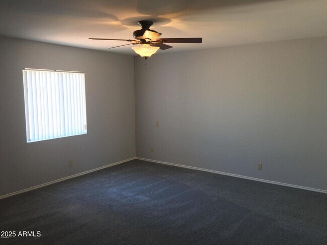Building Photo - 5623 E Aster Dr