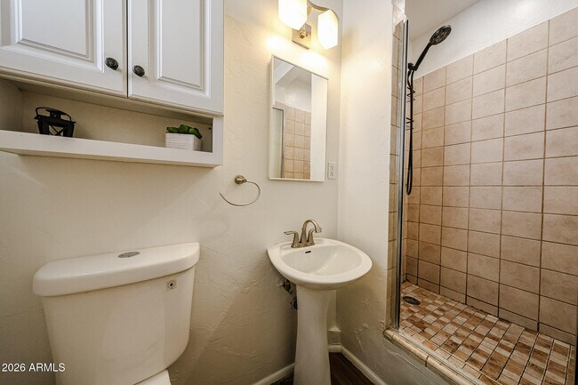 Building Photo - 3022 N 37th St