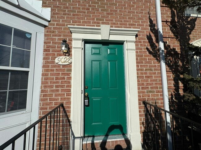 Building Photo - 9028 Constant Course