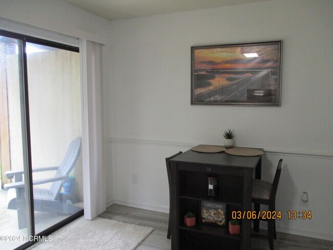 Building Photo - 4169 Spirea Dr