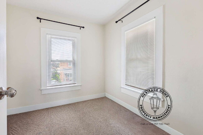 Building Photo - 1058 Mapole Ave