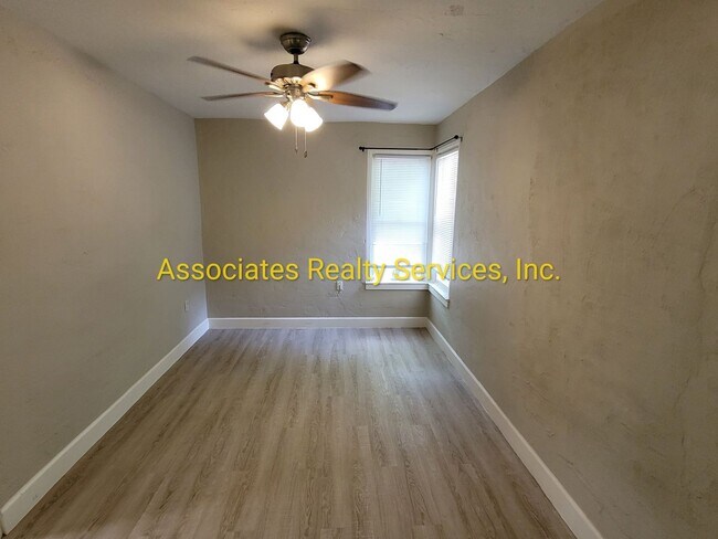 Building Photo - Burwell- Highland Pines Duplex- 817