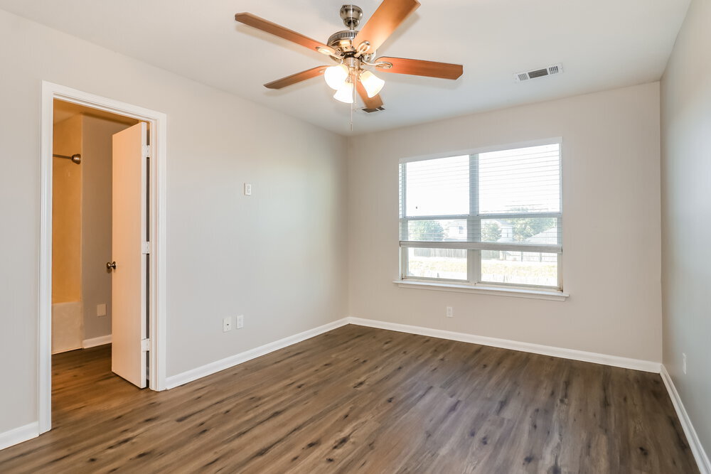 Building Photo - 5622 Coastal Way