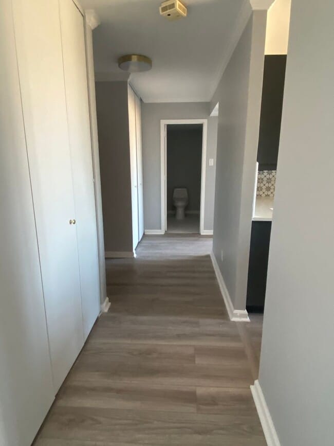 Building Photo - Santa Fe Condo- NEWLY REMODELED & MOVE-IN READY!!