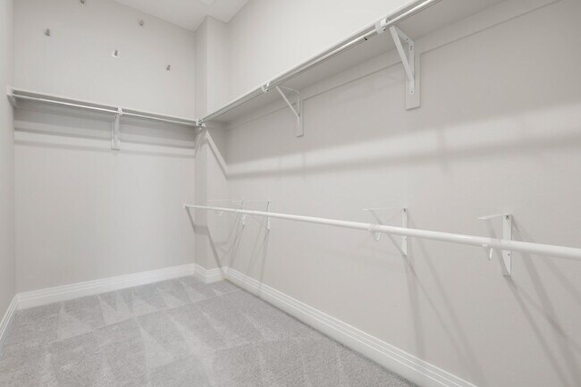Building Photo - $2,775 - 3 Bed, 3 Bath Condo in Aurora wit...