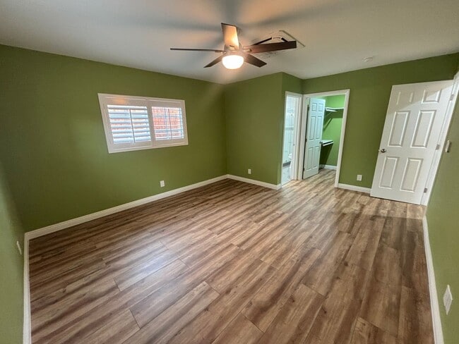 Building Photo - Brand new private back house available now in Downey