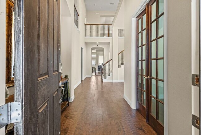 Building Photo - Entertainer's Home in Forney!