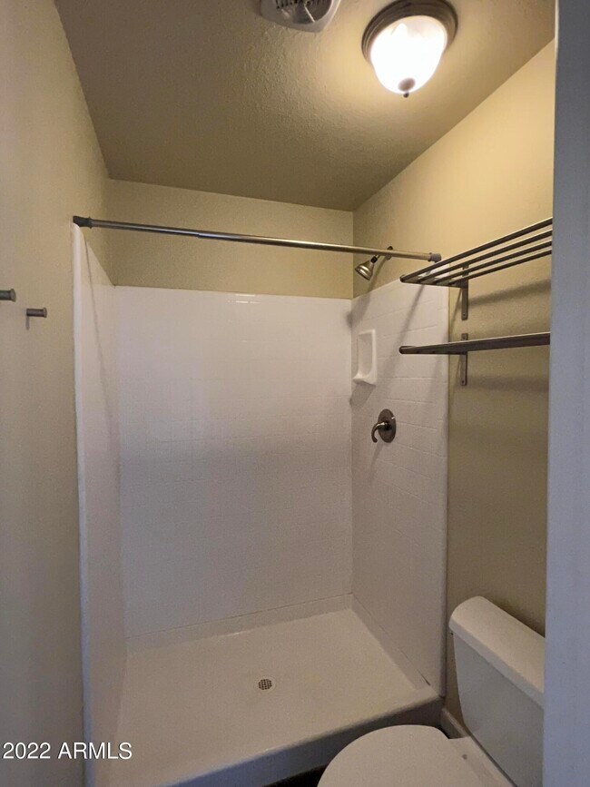 Building Photo - 1718 E Campbell Ave