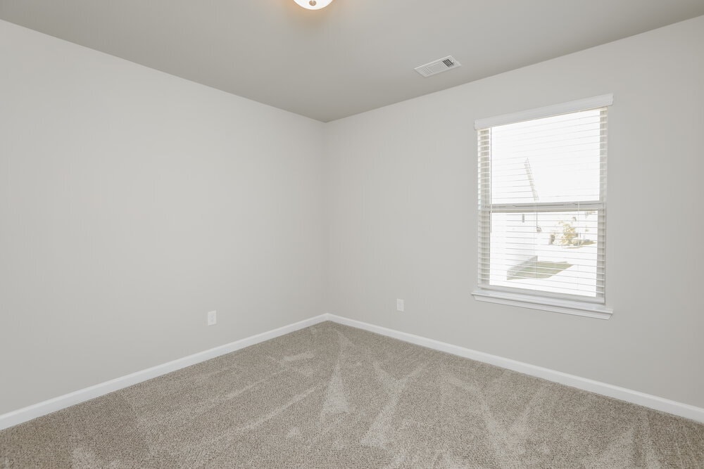 Building Photo - 317 Nutwood Trce