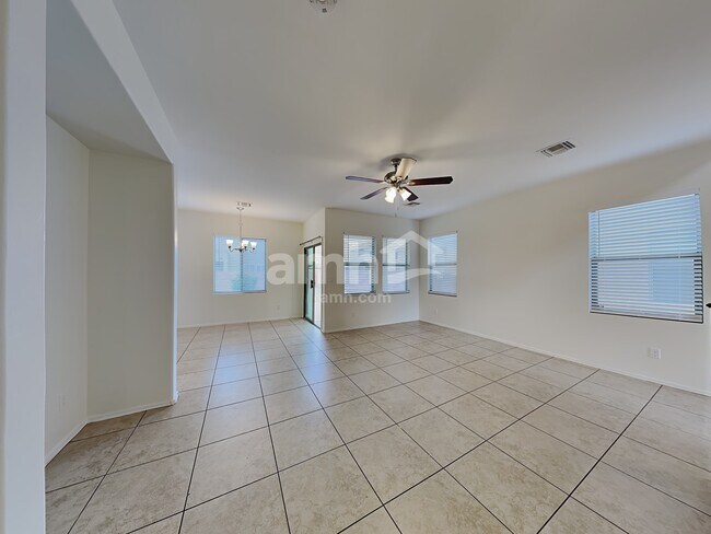 Building Photo - 887 E Autumn Harvest Pl