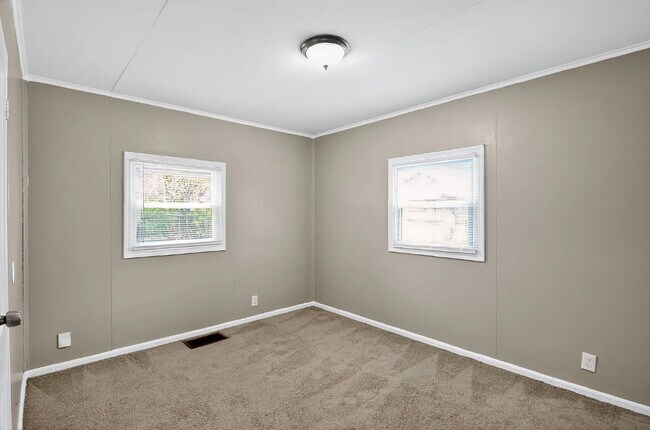 Building Photo - 2343 St Peter St