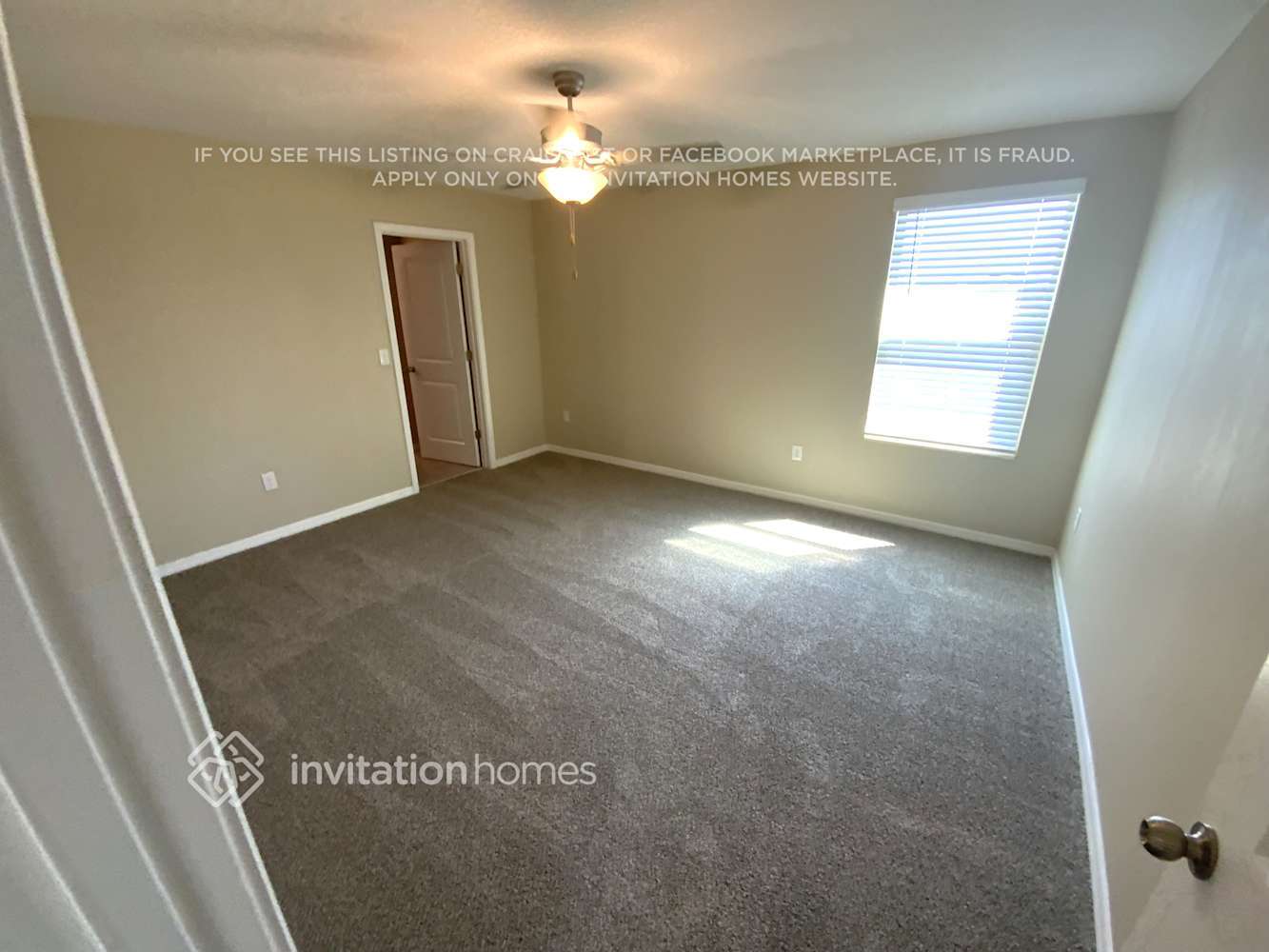 Building Photo - 5010 White Chicory Dr