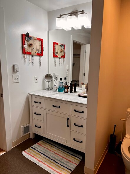 Bathroom Sink - 1201 Pine St