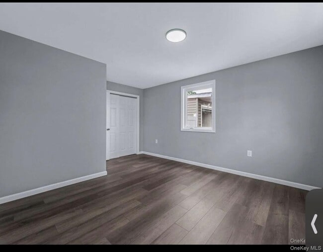 Building Photo - 6 E Barclay St