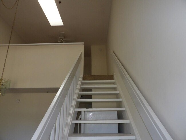 Building Photo - 1100 Possum Trot Rd