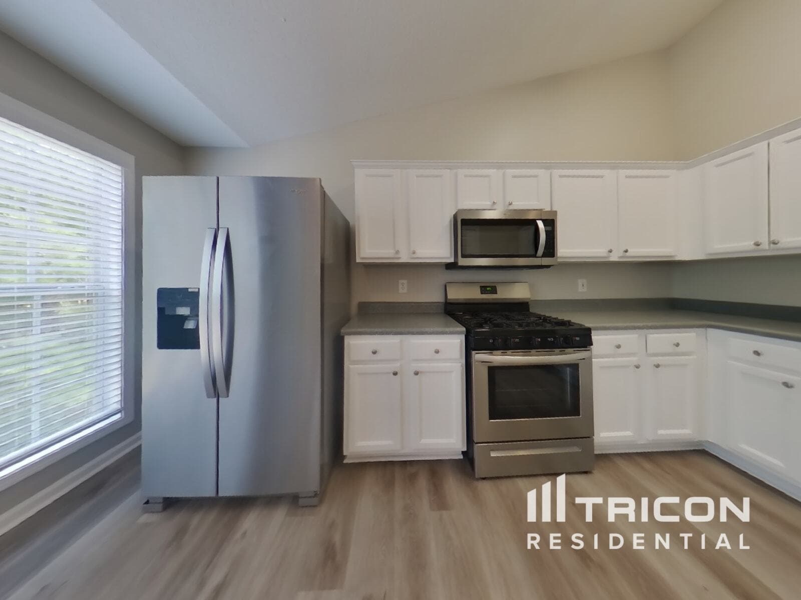 Building Photo - 5562 Katherine Village Dr