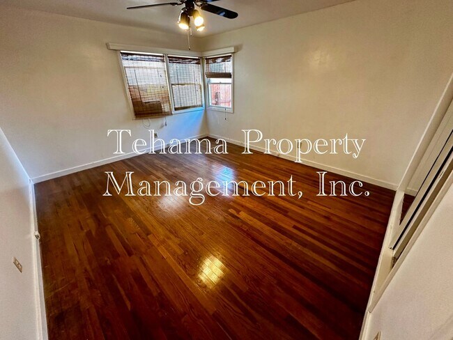 Building Photo - Adorable 2 bedroom 1 bathroom home in the Antelope School District