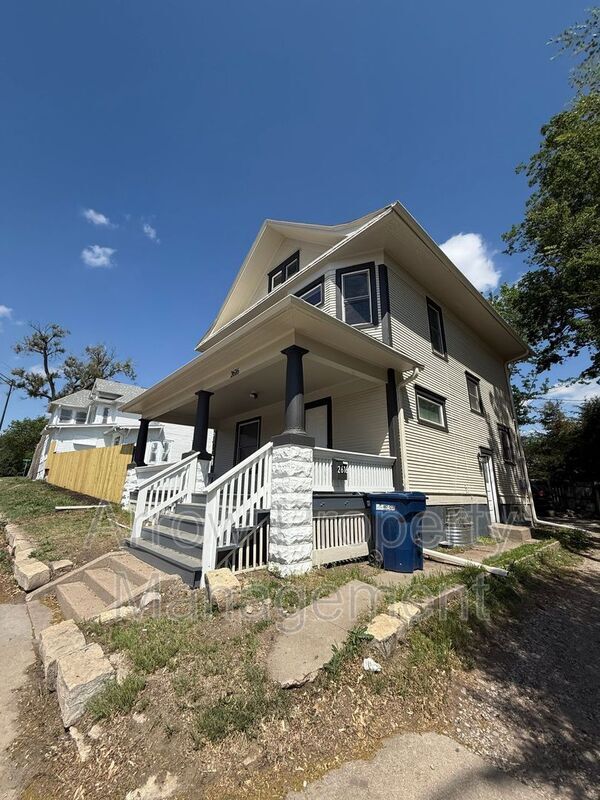 Building Photo - 2616 South St