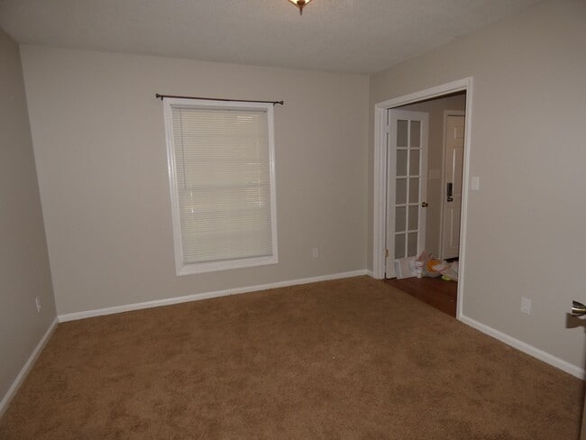 Building Photo - 3240 Overton Manor Dr
