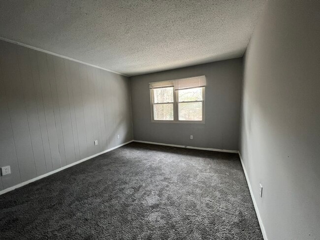 Building Photo - Bolden Courts Apartments LLC