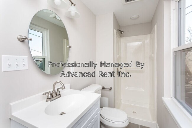 Building Photo - 2800 Miles Ave