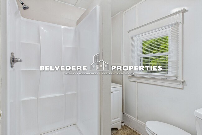 Building Photo - Duplex Apartment