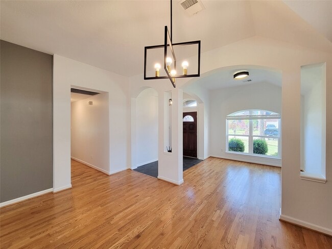 Building Photo - 8402 Major Blizzard Dr