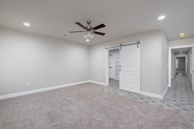 Building Photo - 1711 2nd Ave