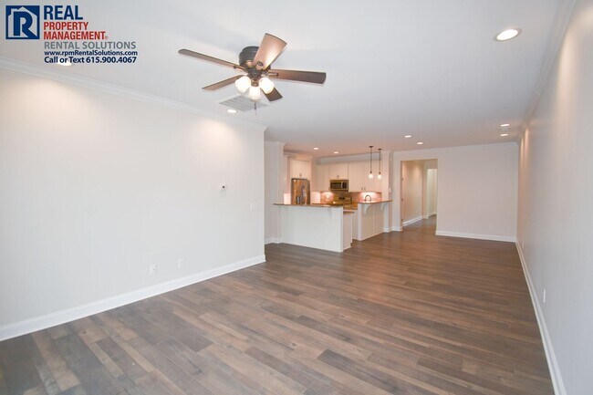 Building Photo - 3414 Pershing Dr