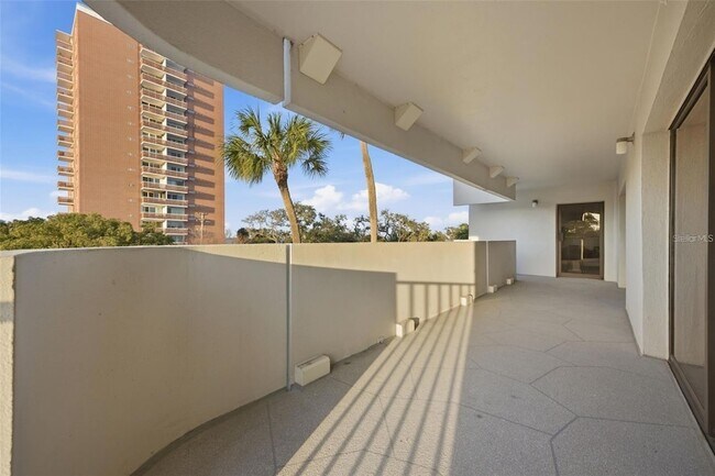 Building Photo - 4141 Bayshore Blvd