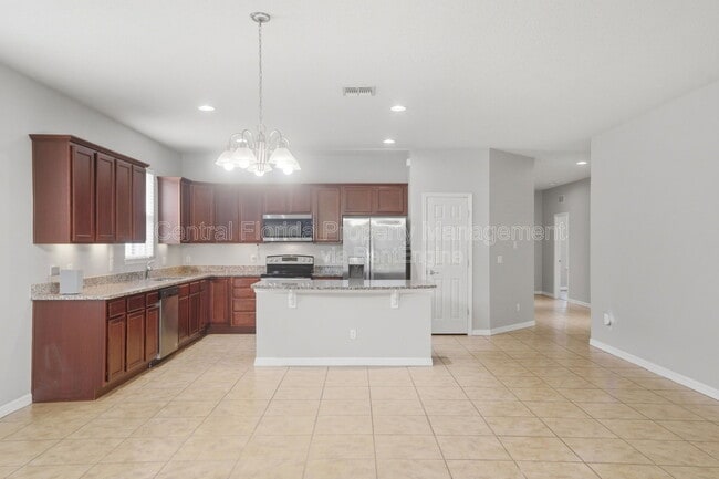 Building Photo - 2772 Mead Ave