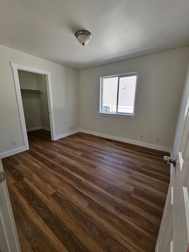Building Photo - Beautiful home in Fieldstone