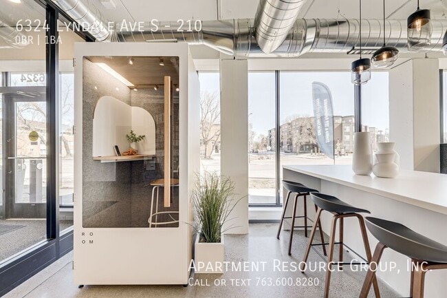 Building Photo - 6324 Lyndale Ave S