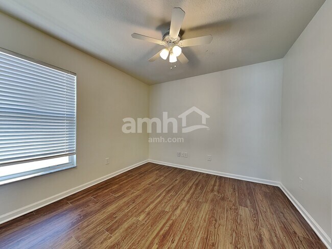 Building Photo - 12426 Tree Pointe Ct