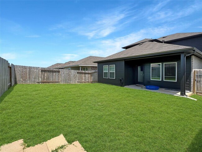 Building Photo - 5235 Creekstone Rise Ln