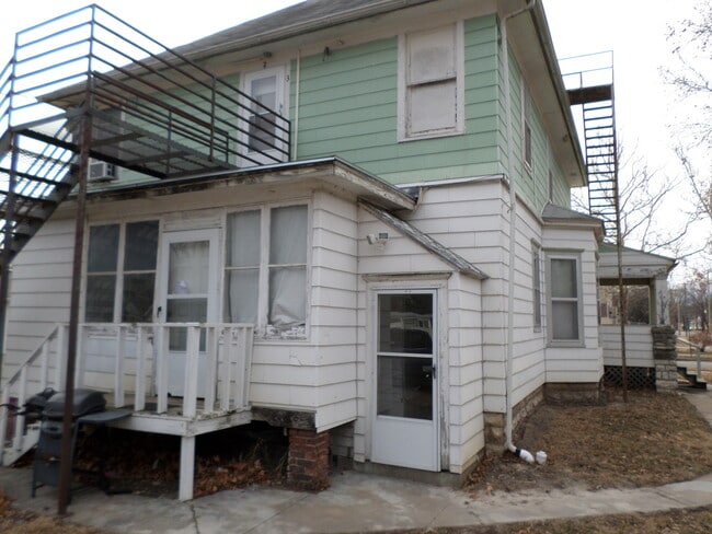 Building Photo - 730 Vattier Street