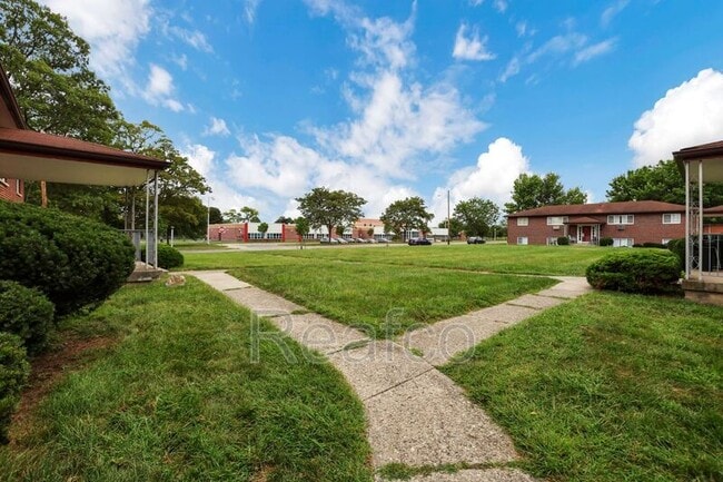 Building Photo - 1021 Binns Blvd
