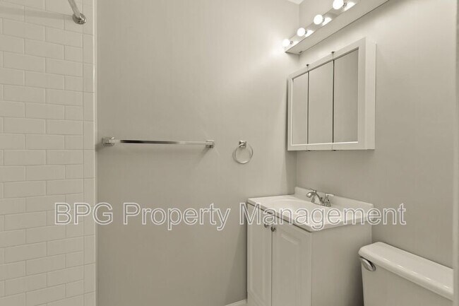 Building Photo - 1710 37th St NW